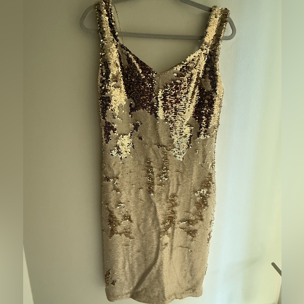 Sherri Hill Champagne Sequin Midi Dress